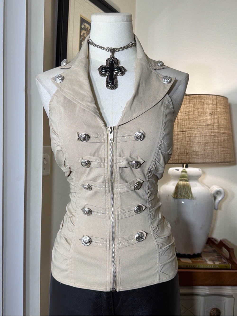Y2K Oh Yes Beige Military-Inspired Sleeveless Women's Halter Vest